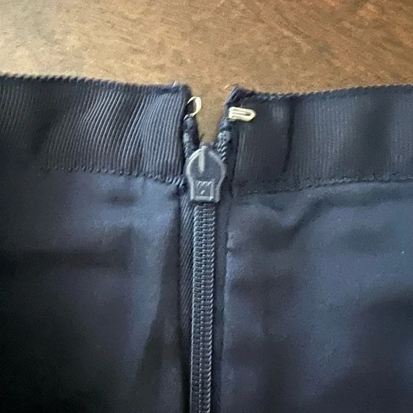 Excellent used J Crew polka dot skirt size 2 (SOLD) - Picture 7 of 9